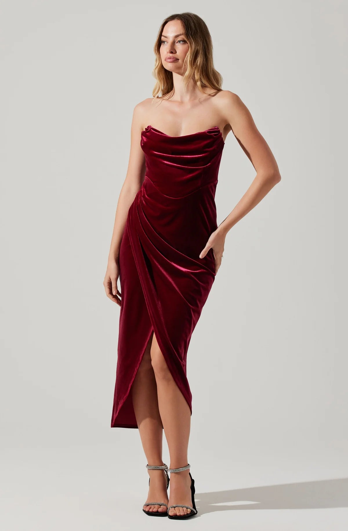 ASTR MEGHAN VELVET DRAPED MIDI DRESS CRIMSON RED