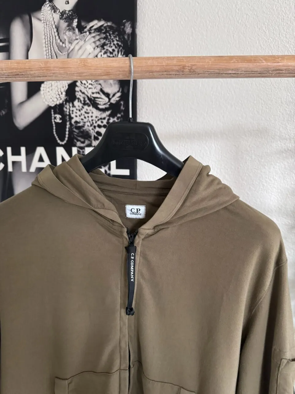 C.P. COMPANY FULL ZIP LENS SWEATSHIRT