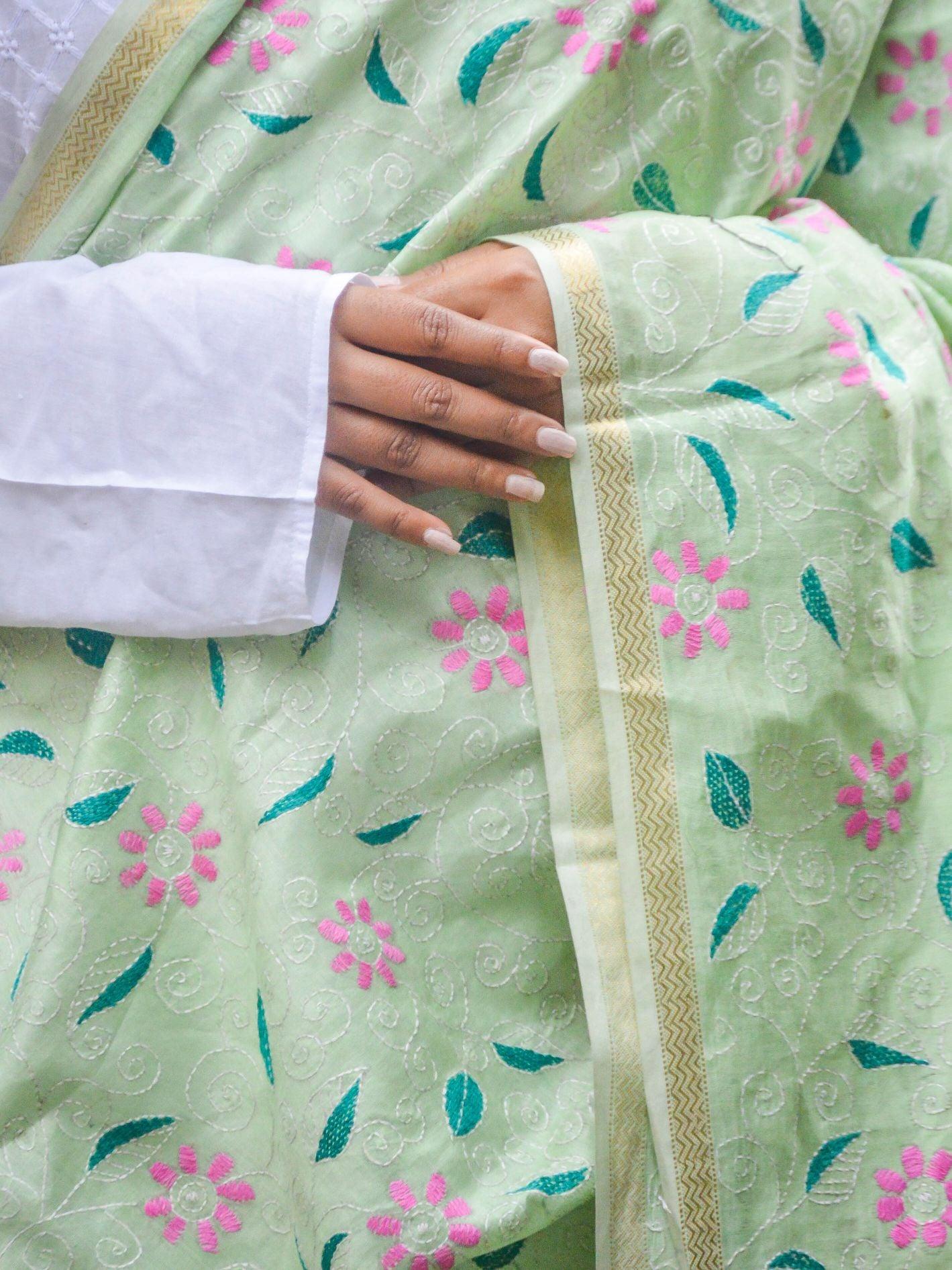 Kaisori Maheswari Kantha dupatta - Tillotoma