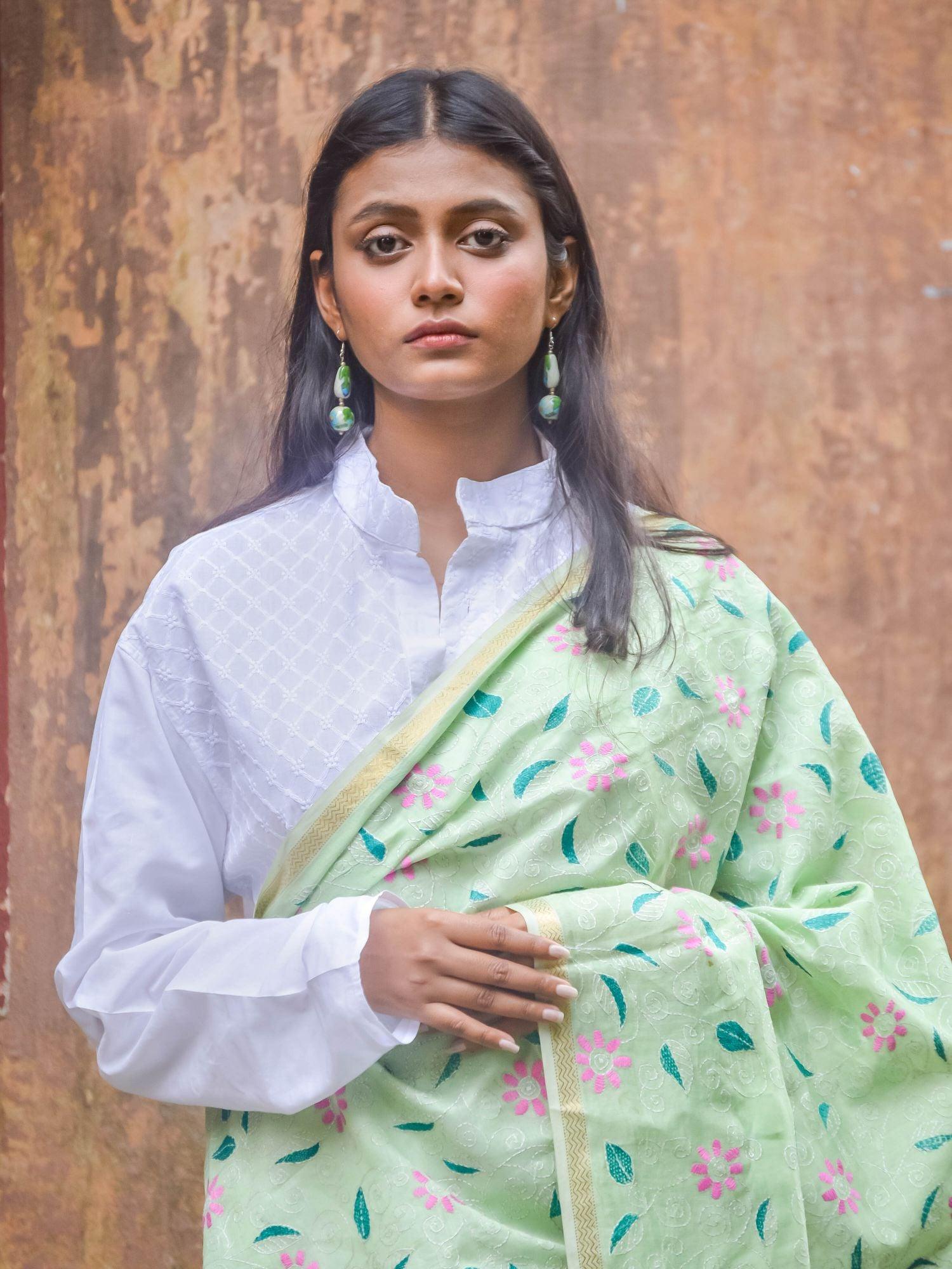 Kaisori Maheswari Kantha dupatta - Tillotoma