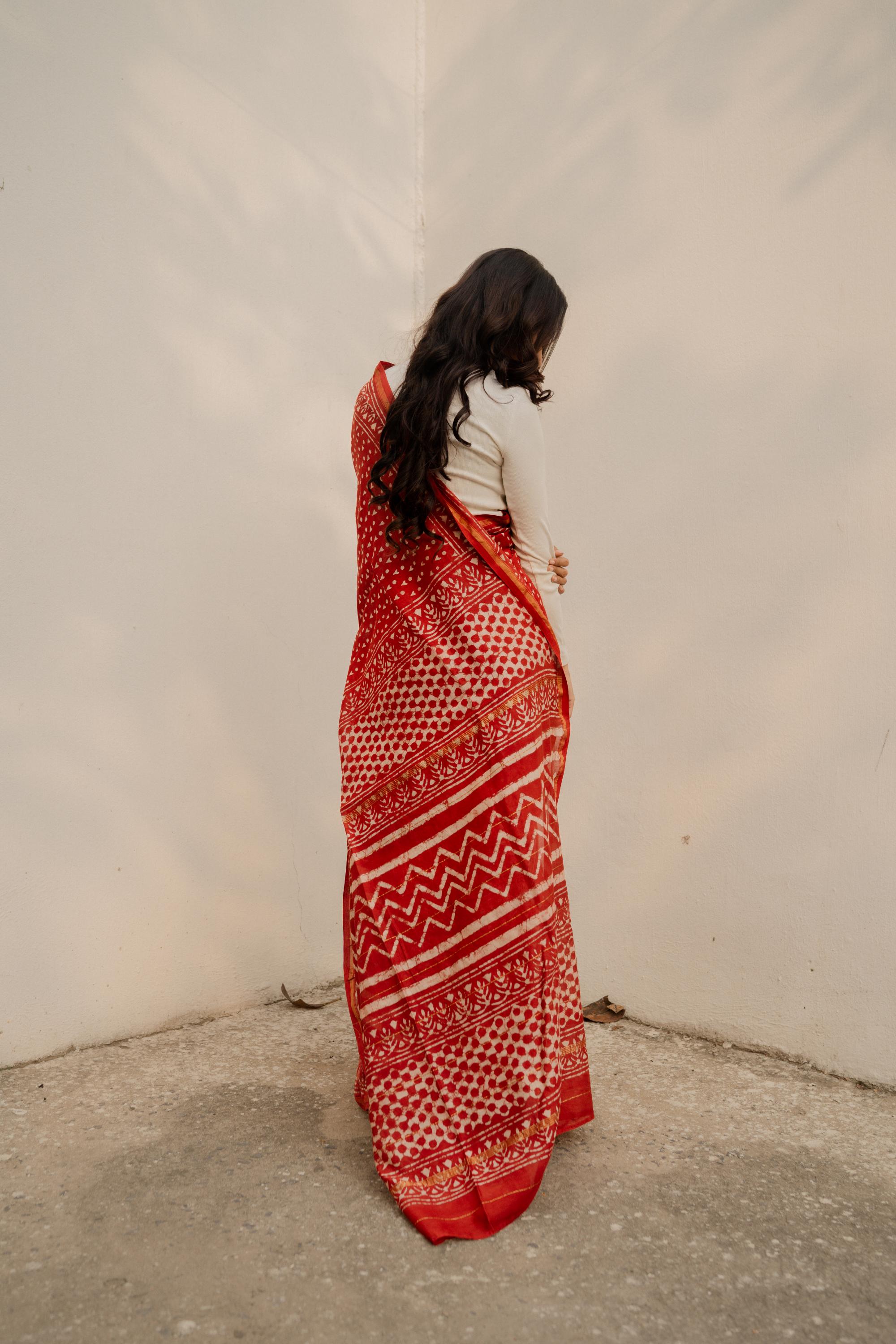 Kaisori Malhar - Dabu Pharad Laal booti  handblockprinted Silk Cotton saree