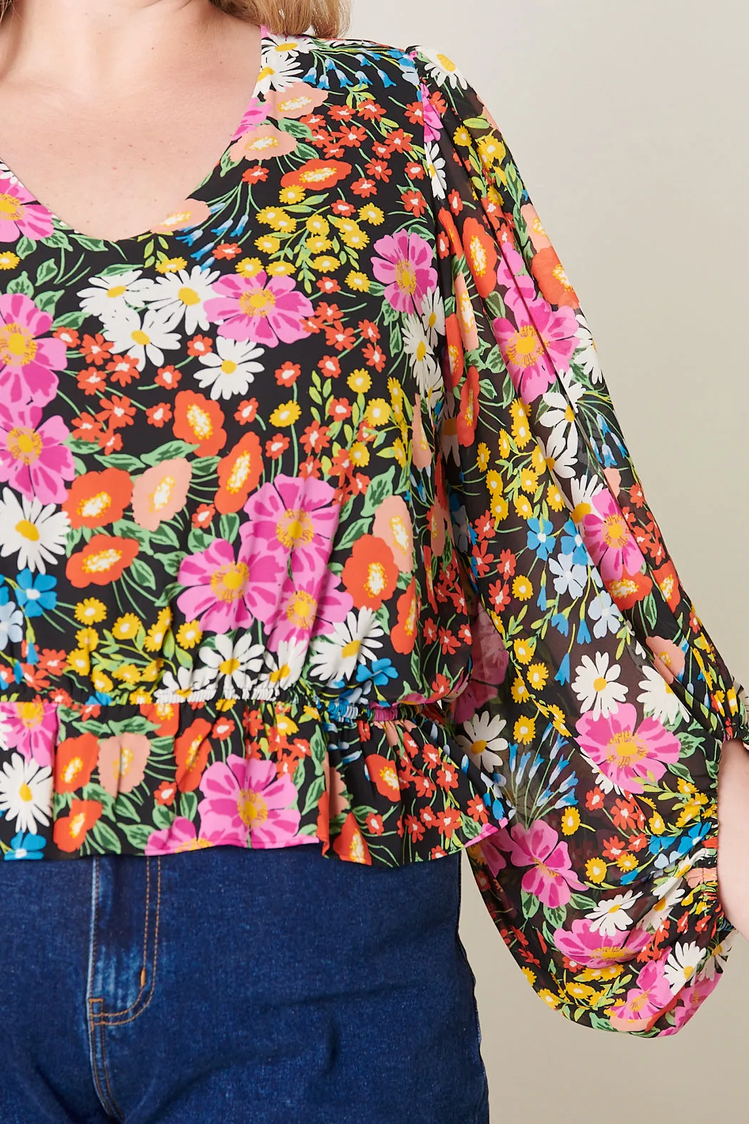 Lupita Floral Ways Balloon Sleeve Blouse Curve