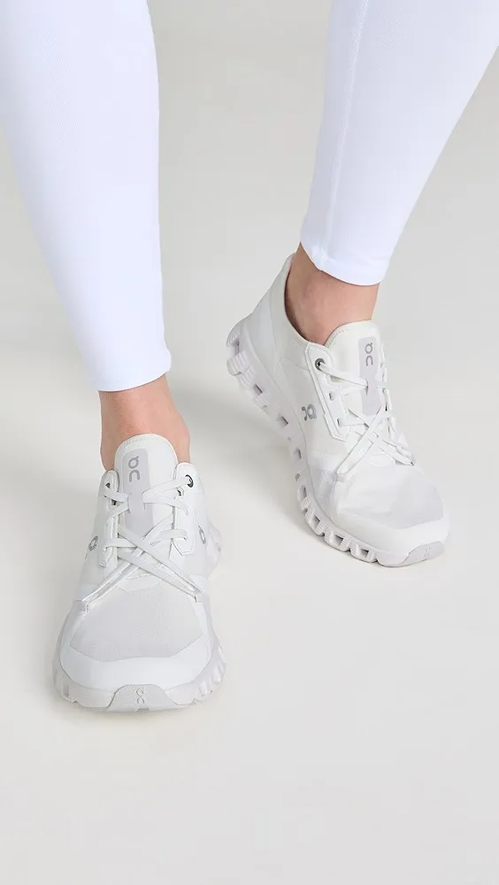 On   Cloud X 3 AD Sneakers 