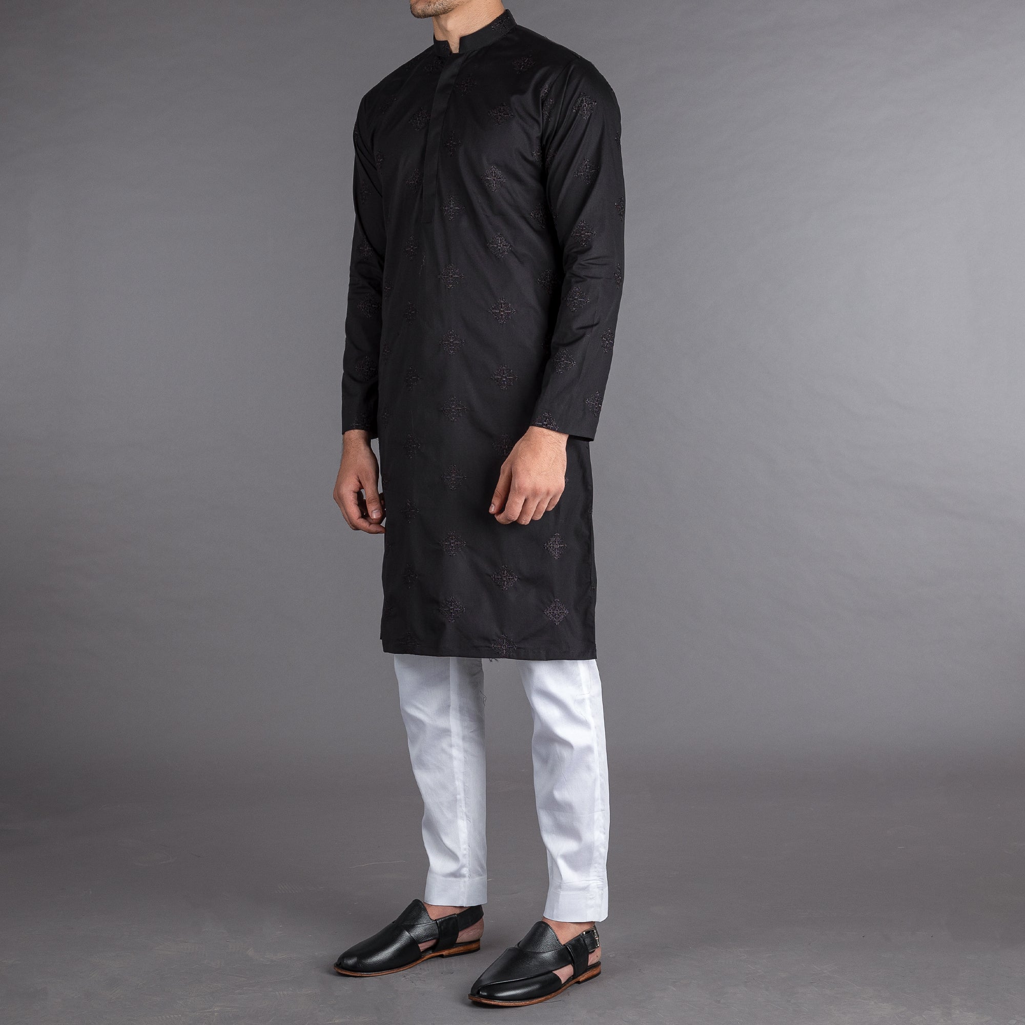 Riwaaj - Black Embroidered Kurta