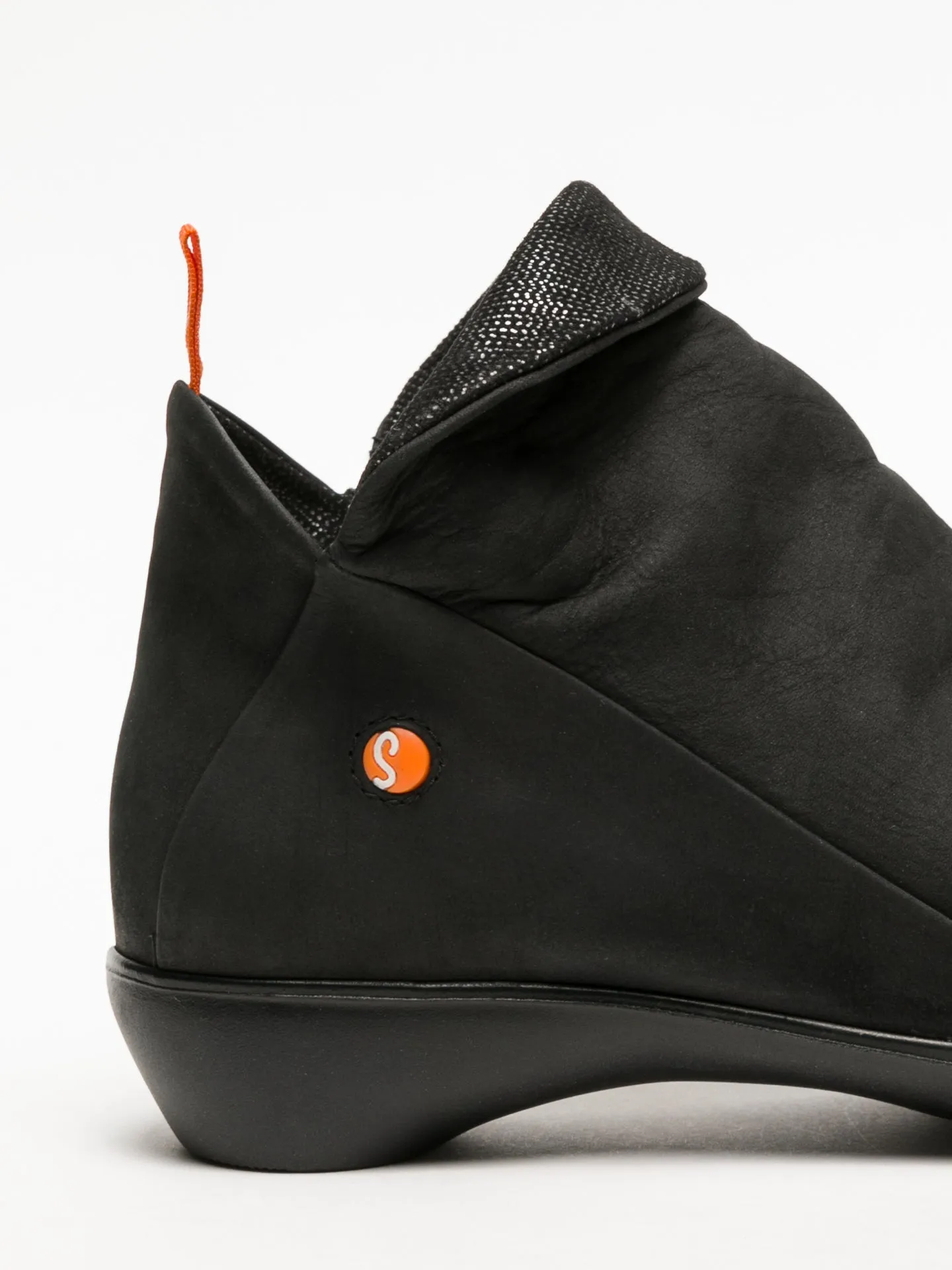 Teckel Black Zip Up Ankle Boots