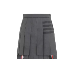 THIGH LENGTH DROPPED BACK PLEATED SKIRT