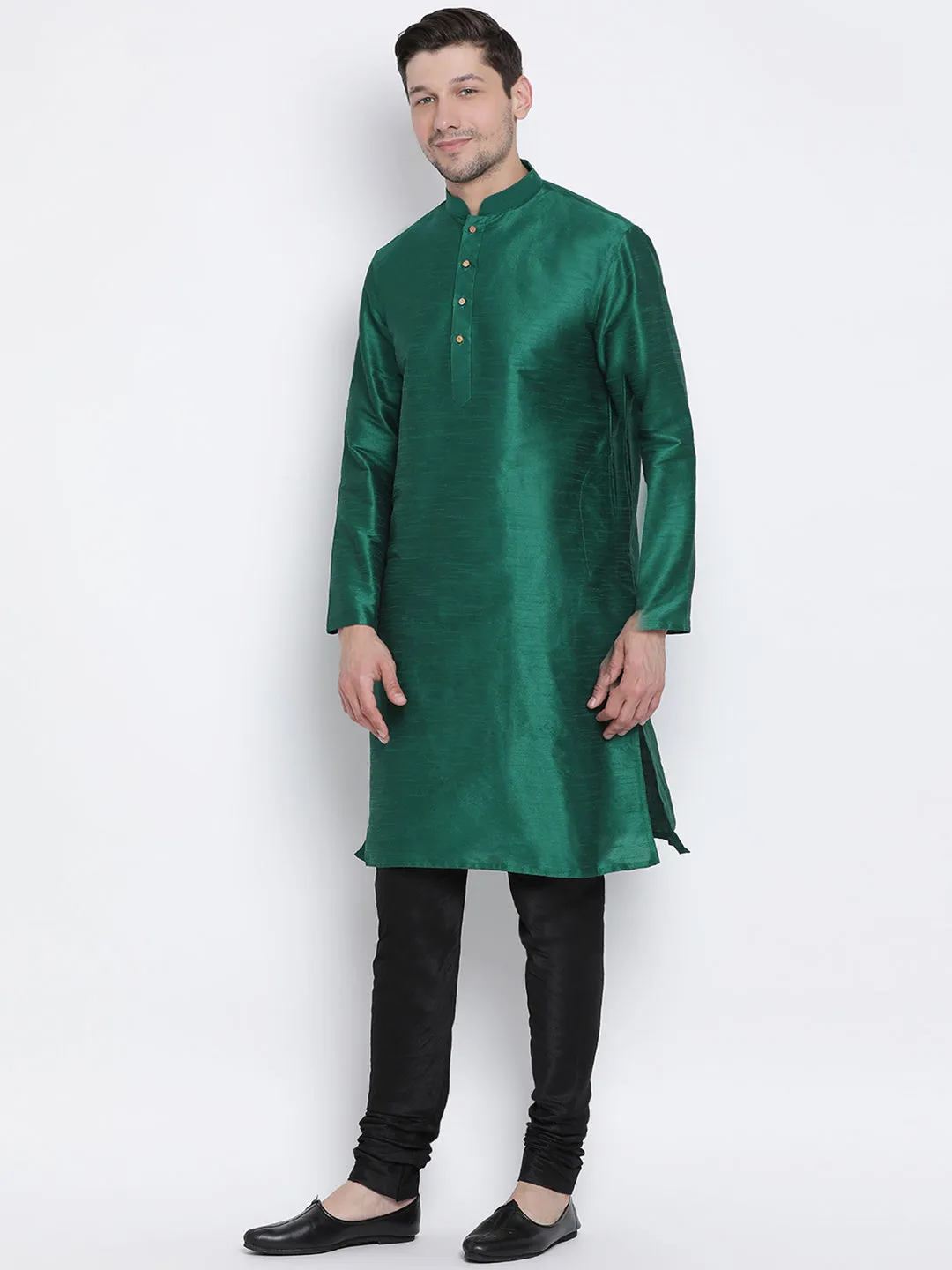 VM BY VASTRAMAY Men's Green Cotton Silk Blend Kurta and Pyjama Set